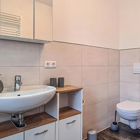 2 Bedroom Awesome In