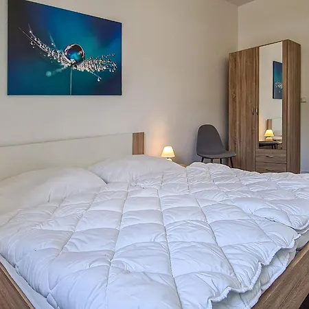2 Bedroom Awesome In Apartmán